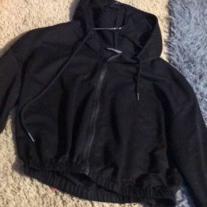 black cropped zip up